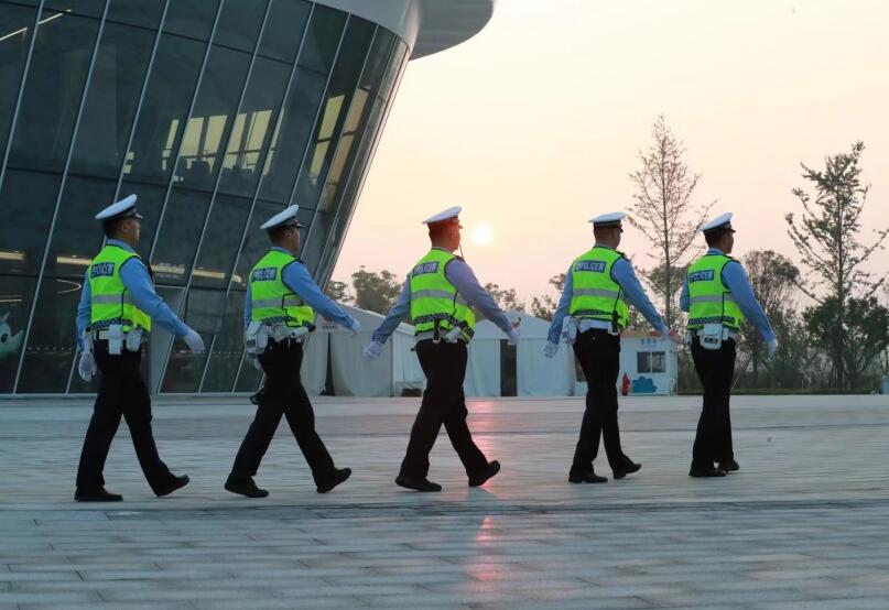 “警彩”世園會(huì) 花重錦官城