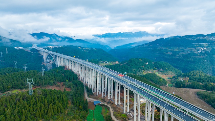 古金高速水落河特大橋。蜀道集團(tuán)供圖