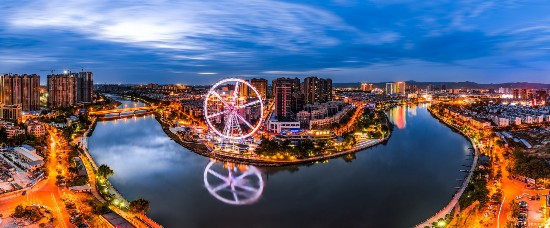 毗河灣夜景